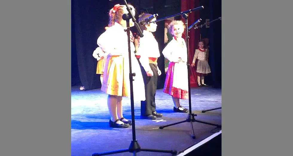 2013 - Singing with Karolinka